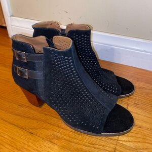 Vionic Black Suede Heeled Ankle Boots